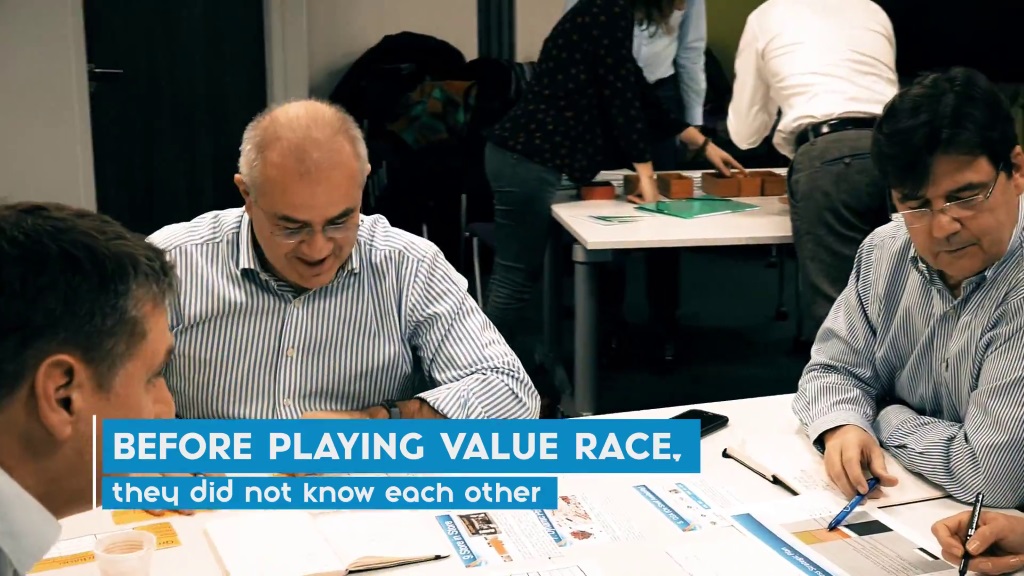 Avant de jouer à Value Race, les participants ne se connaissent pas forcément